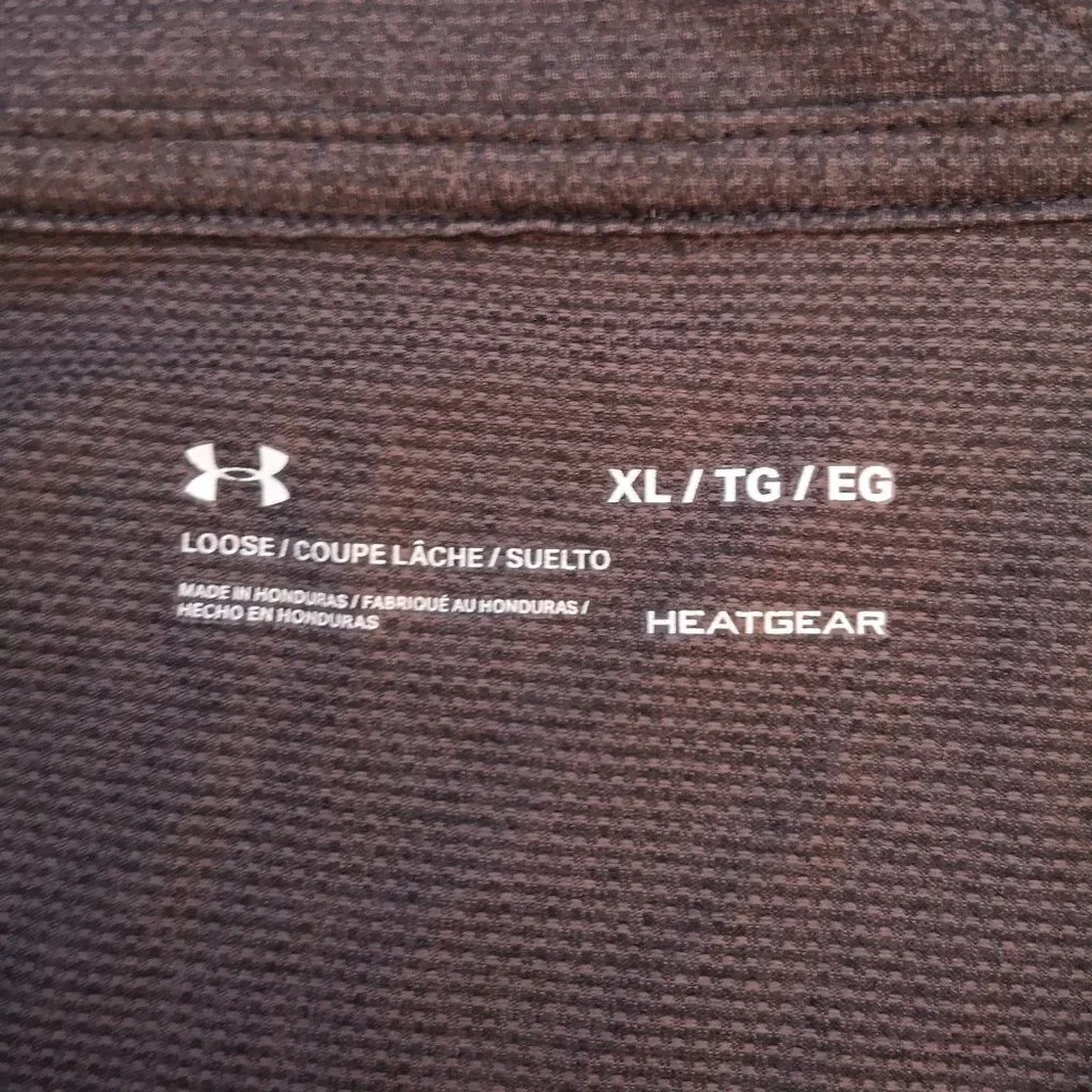 Under Armour Ladies Heat Gear 1/4 Zip Active Pullover - Picture 3 of 6